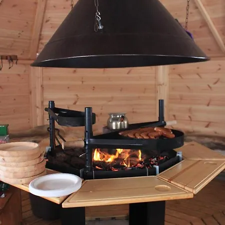 Camping Finnkroken Feriehytter Karlsøy